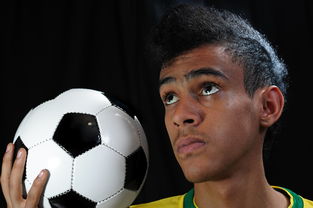 法甲球队融合心理干预提升球员抗压能力研究